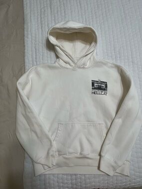 Hollister Cream HELLCAT Pullover Hoodie